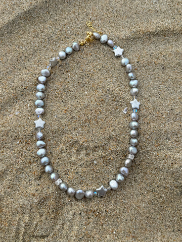 Anisia Pearl Necklace