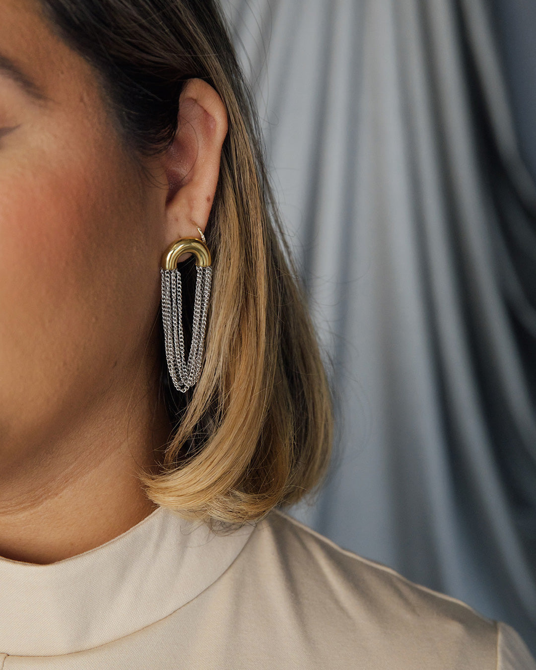 Noche Buena Earrings